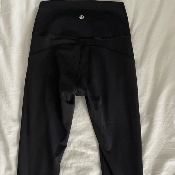 Lululemon In Movement Leggings Black size 4 - Picture 4 of 4